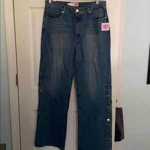 Juicy Couture High Rise Wide Leg Button Slit Jean